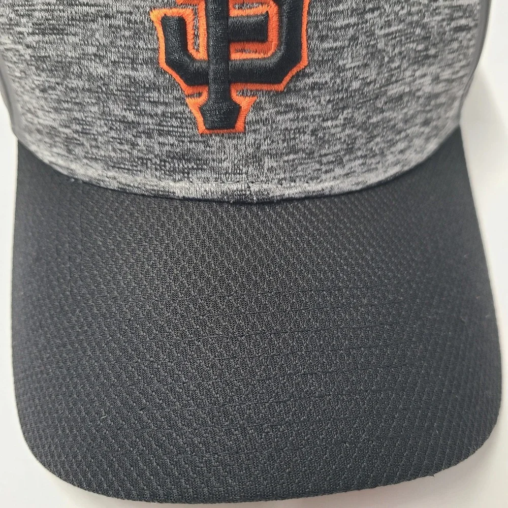 San Francisco Giants‎ Hat Fitted L-XL New Era 39Thirty Gray Black MLB Flex Men